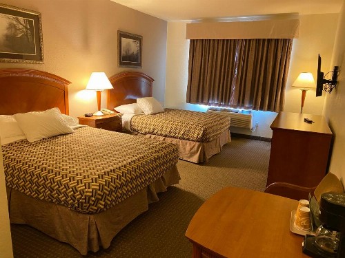 A Riverside Inn Travelodge by Wyndham - image 10