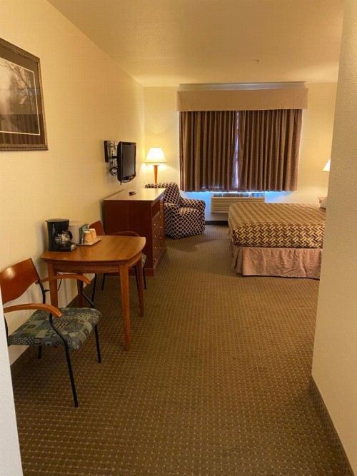 A Riverside Inn Travelodge by Wyndham - image 11
