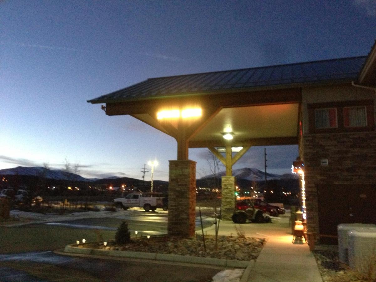 A Riverside Inn Travelodge by Wyndham - image 3