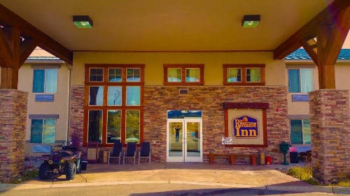 A Riverside Inn Travelodge by Wyndham - image 5