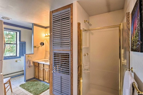 Private Dog-Friendly Fairplay Cabin with Deck and Yard - image 9