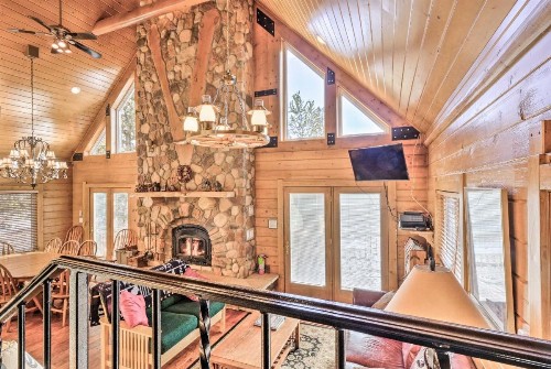 Spacious Fairplay Cabin with Deck and Dry Sauna! - image 11