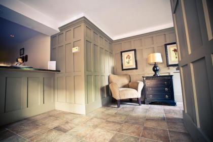 Inns of Virginia Falls Church