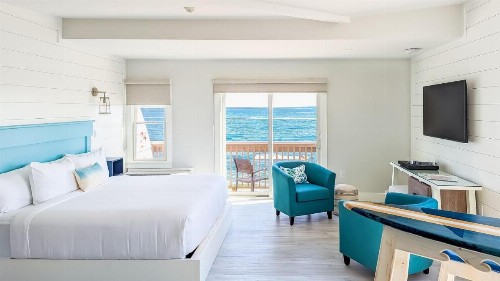 Falmouth Tides Motel - image 13
