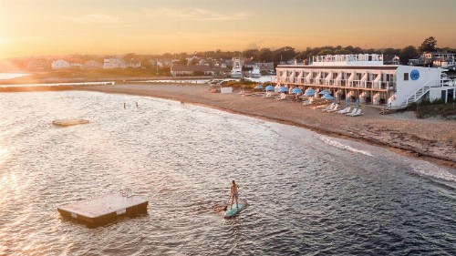 Falmouth Tides Motel - image 15