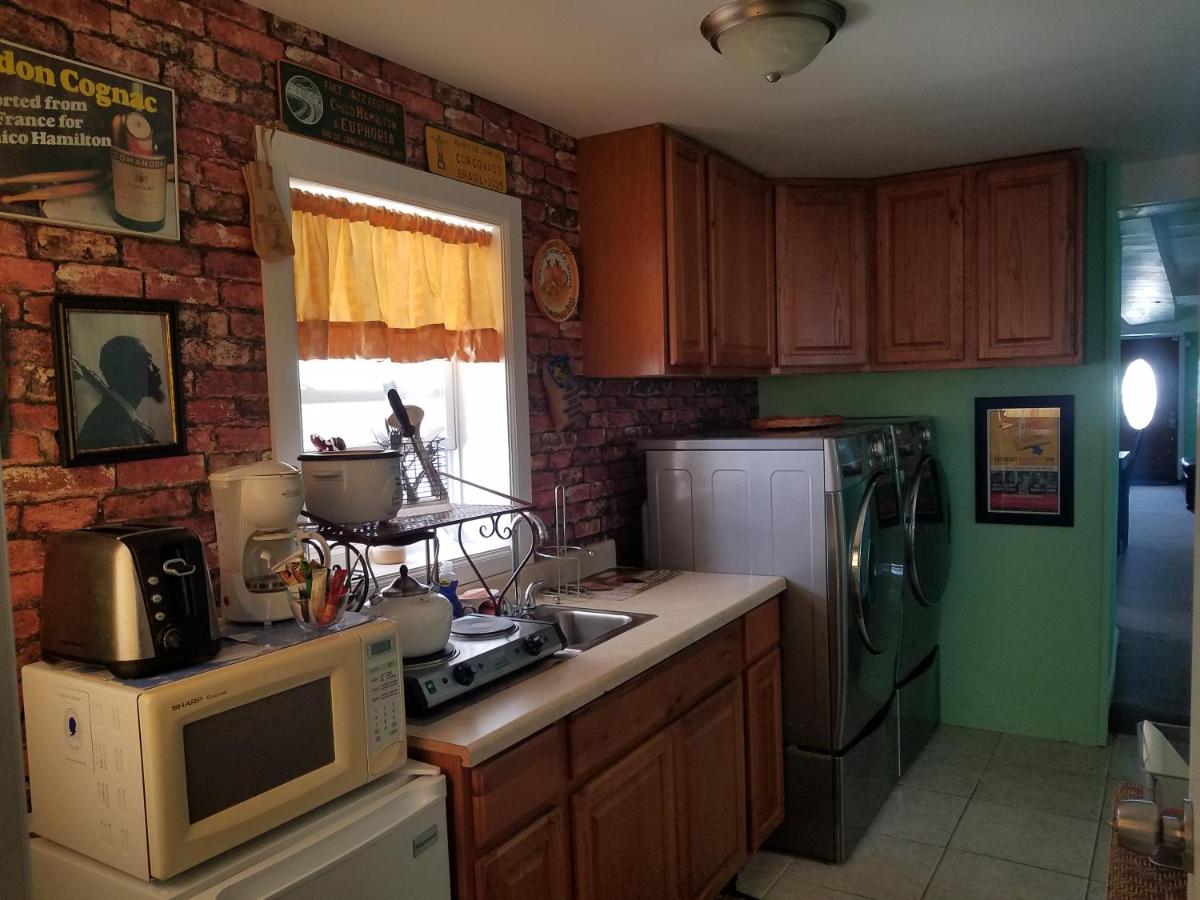Jaris Beach Suite - image 2