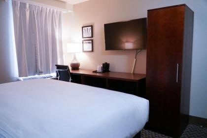 Hotel Mint JFK Airport - image 12