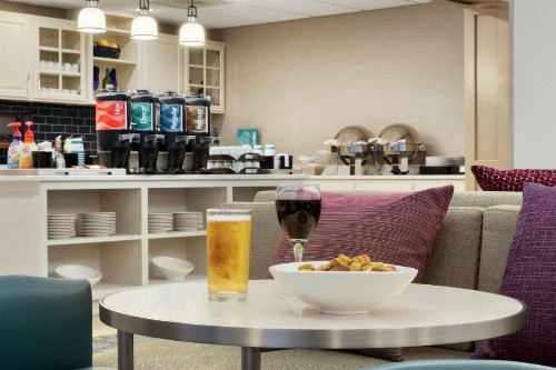 Homewood Suites by Hilton Fargo - image 43