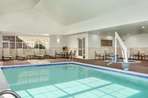 Homewood Suites by Hilton Fargo - image 46
