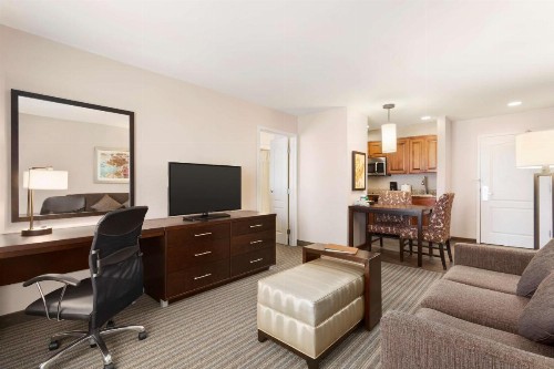 Homewood Suites by Hilton Fargo - image 5