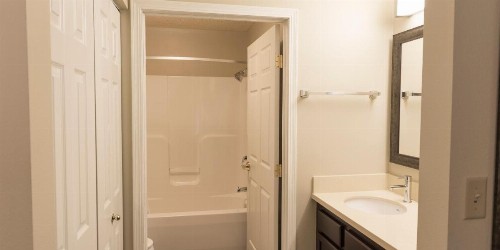 Staybridge Suites Fargo an IHG Hotel - image 38