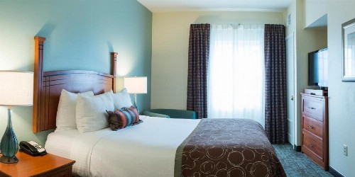Staybridge Suites Fargo an IHG Hotel - image 45