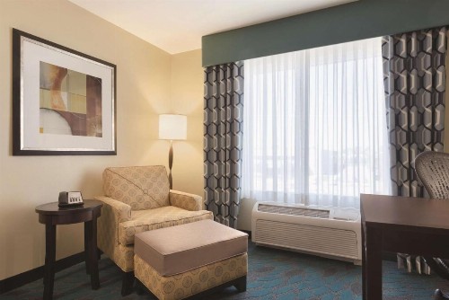 Hilton Garden Inn Fargo - image 28