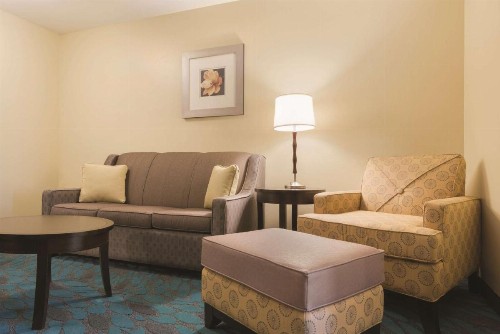 Hilton Garden Inn Fargo - image 37