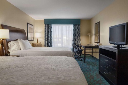 Hilton Garden Inn Fargo - image 7