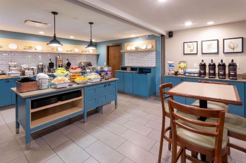 Country Inn & Suites by Radisson Fargo ND - image 25