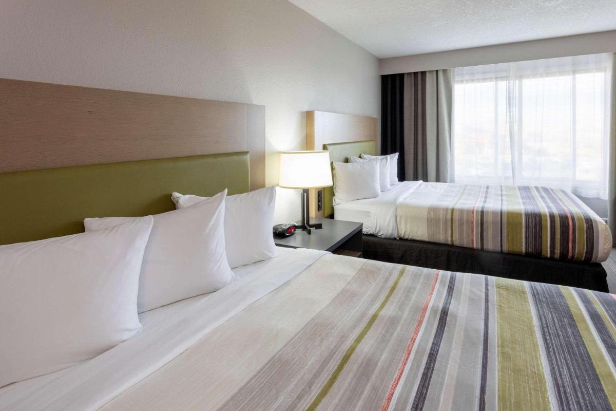 Country Inn & Suites by Radisson Fargo ND - image 4