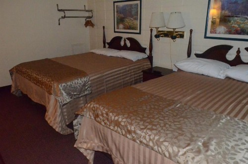 Grand Inn Fargo - image 17