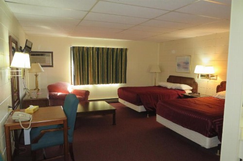 Grand Inn Fargo - image 8