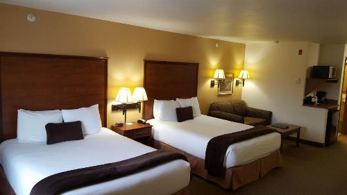 Expressway Suites Fargo - image 11
