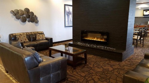 Expressway Suites Fargo - image 15