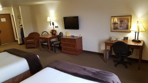 Expressway Suites Fargo - image 8