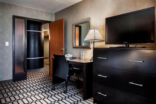 Delta Hotels by Marriott Fargo - image 23