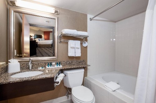 Delta Hotels by Marriott Fargo - image 44