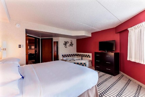Delta Hotels by Marriott Fargo - image 47