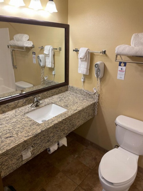 AmericInn by Wyndham Fargo Medical Center - image 30