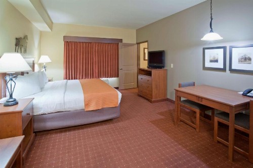 AmericInn by Wyndham Fargo Medical Center - image 32