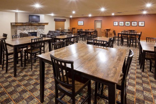 AmericInn by Wyndham Fargo Medical Center - image 36