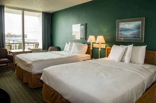 Baymont by Wyndham Fargo - image 22