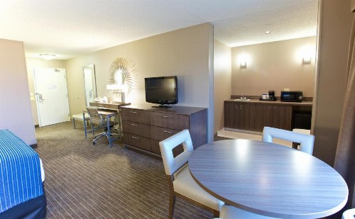 Holiday Inn Express Fargo - West Acres an IHG Hotel - image 45