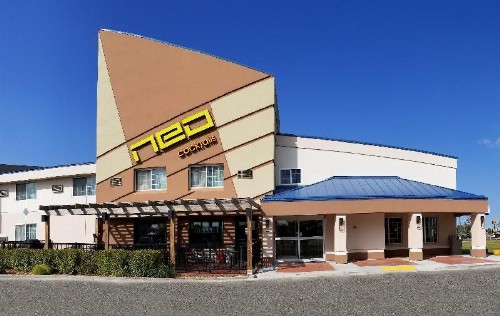 Red River Inn and Suites Fargo