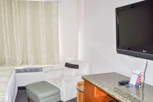 Rodeway Inn Fargo - image 12
