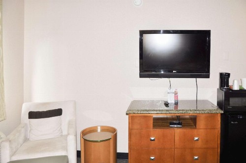 Rodeway Inn Fargo - image 8