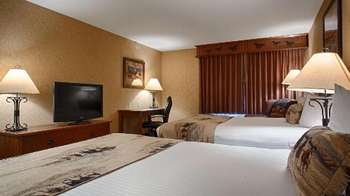 Best Western Plus Kelly Inn and Suites - image 21