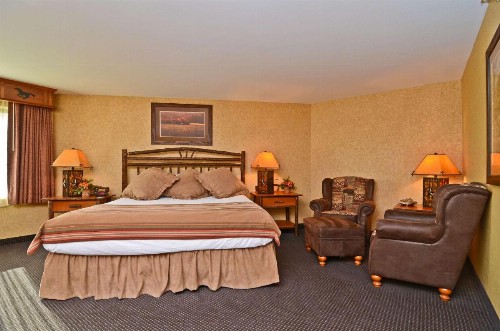Best Western Plus Kelly Inn and Suites - image 23