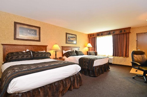 Best Western Plus Kelly Inn and Suites - image 26