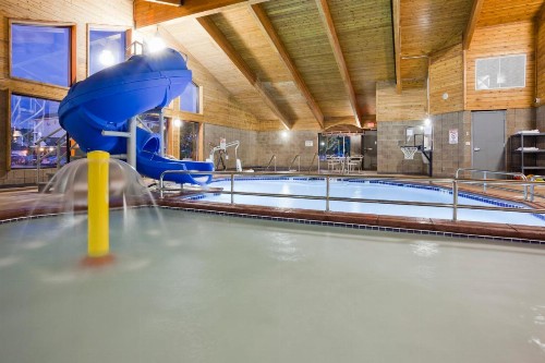 AmericInn by Wyndham Fargo West Acres - image 38