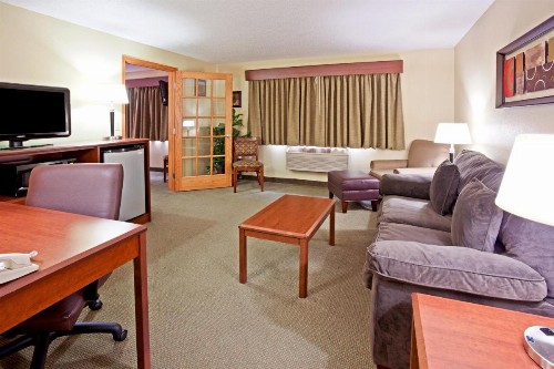 AmericInn by Wyndham Fargo West Acres - image 45