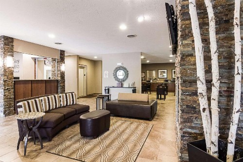 MainStay Suites Fargo - image 12