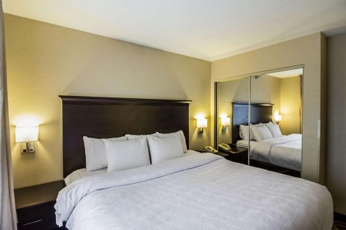 MainStay Suites Fargo - image 2