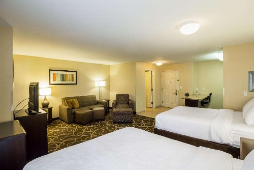 MainStay Suites Fargo - image 28