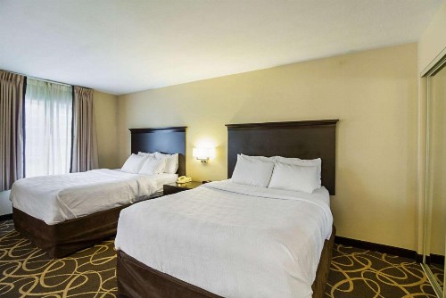 MainStay Suites Fargo - image 32