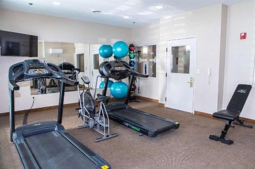 MainStay Suites Fargo - image 37