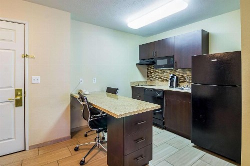 MainStay Suites Fargo - image 39