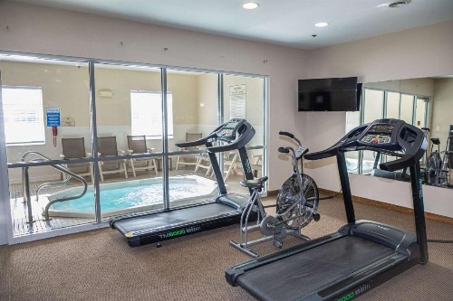 MainStay Suites Fargo - image 49