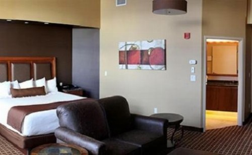 C'mon Inn & Suites Fargo - image 13